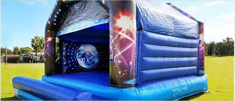 Adult size bouncy house
